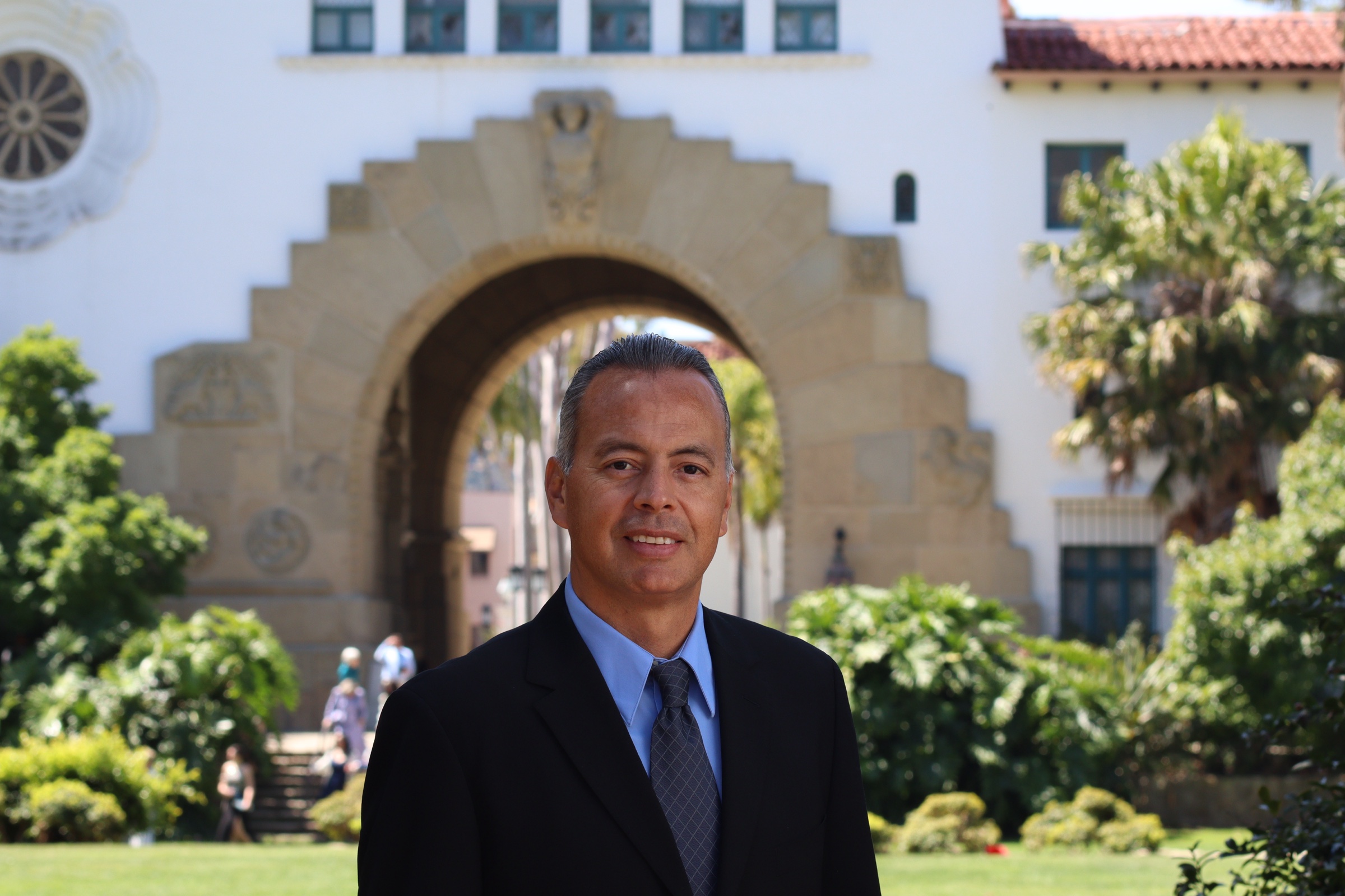 Luis Esparza in front of the Santa Barbara Courthouse